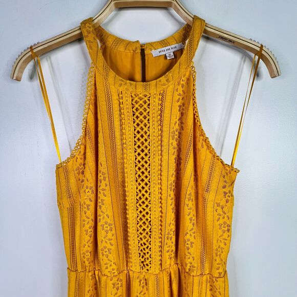 Skies Are‎ Blue Size XS Karlie Halter Lace Eyelet Sleeveless Maxi Dress Yellow - Picture 4 of 10
